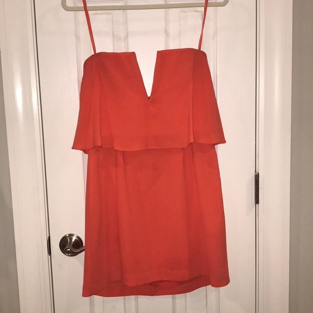 Bcbgmaxazria strapless deep v dress